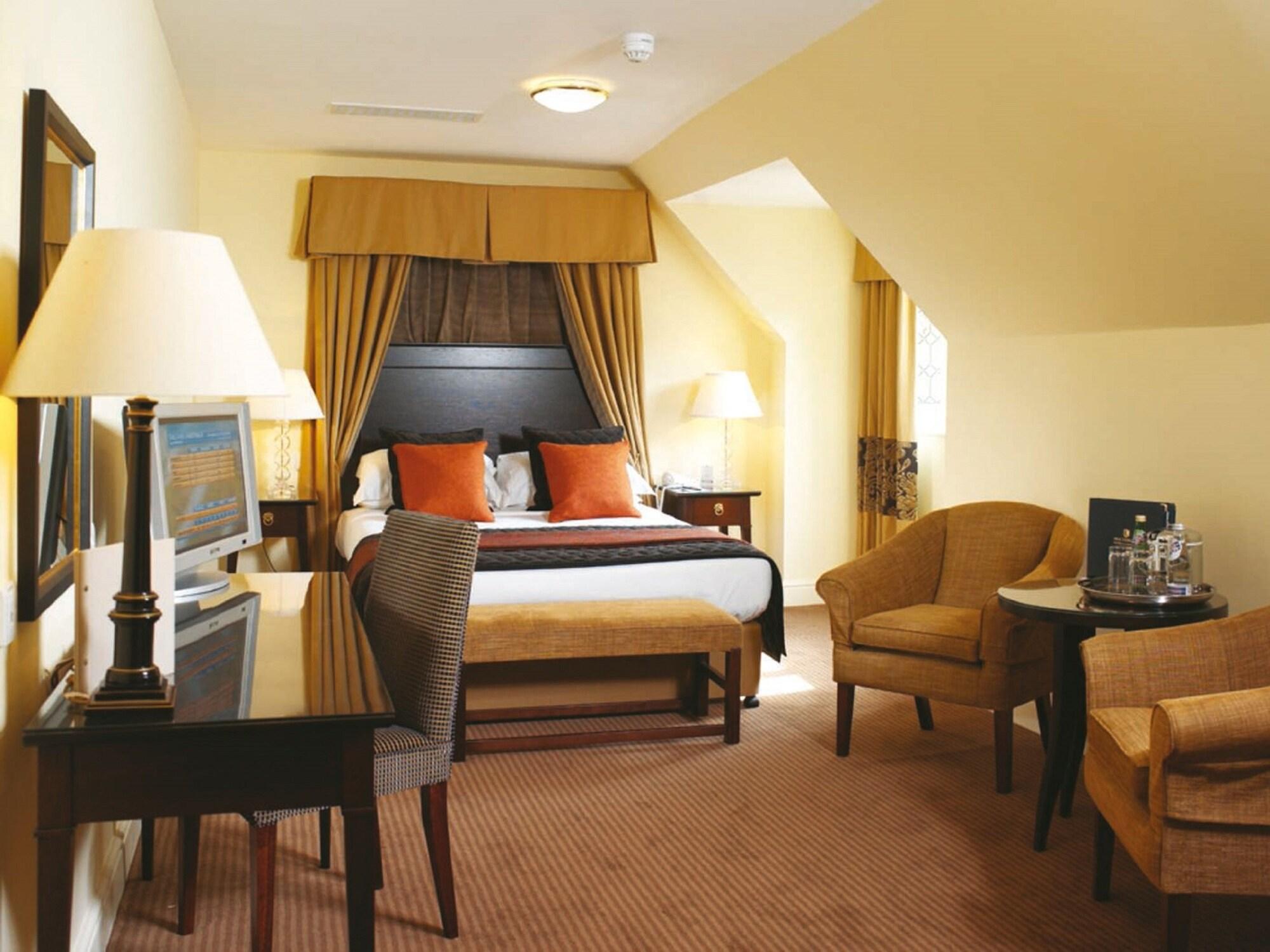 Macdonald Frimley Hall Hotel & Spa Camberley Bagian luar foto